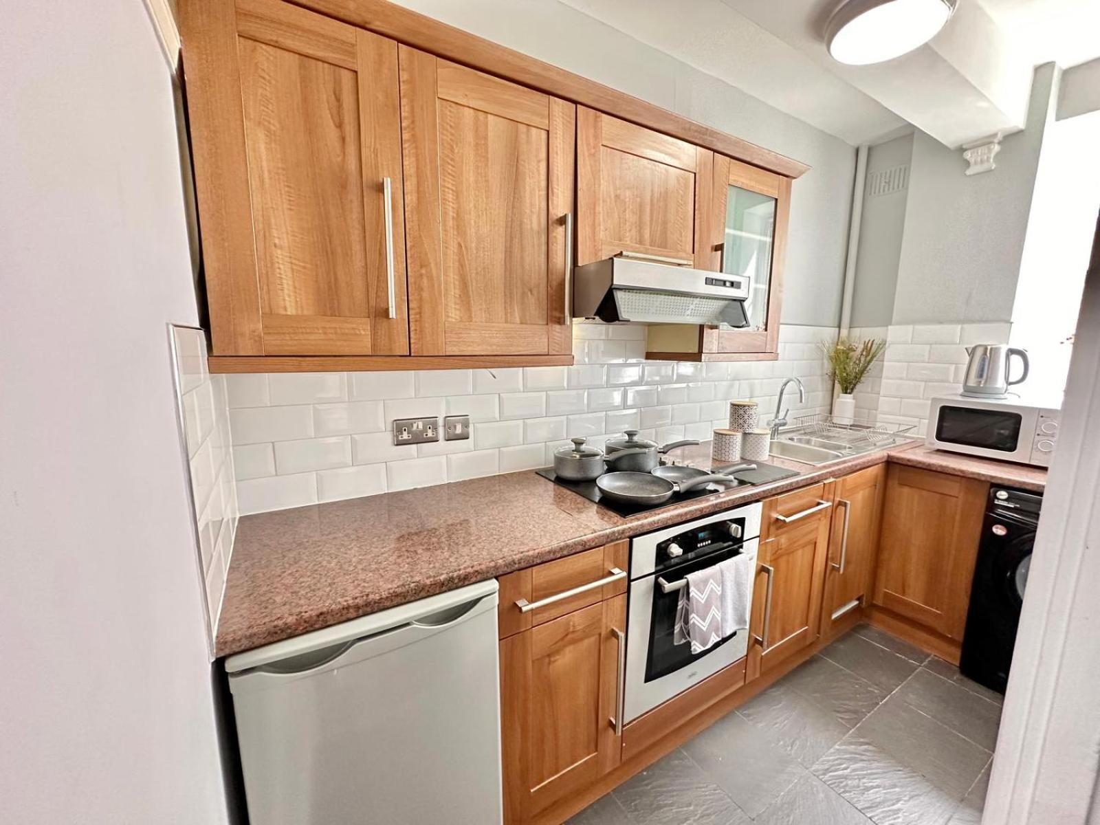 Regent'S Park One Bedroom Apartment Londra Esterno foto